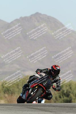 media/Dec-01-2025-Moto Forza (Mon) [[2daa91e15f]]/2-Intermediate Group/Session 2 Turn 9 Entry/